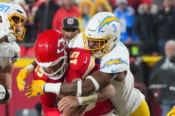 Where to watch Chiefs-Chargers game free tonight live: Time, NFL schedule