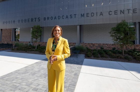 Robin Roberts opens new broadcast media center at her alma mater Southeastern Louisiana University