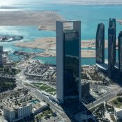 مباني شارع الكورنيش